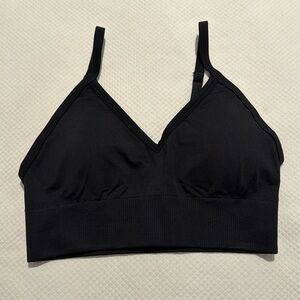 Lululemon Ebb To Street Bra II in Black Size 4!!!!